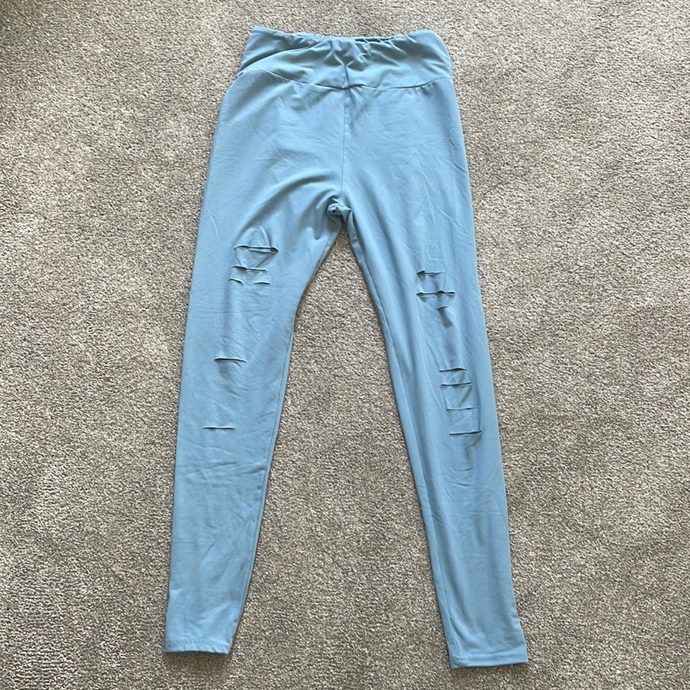 Buttery soft full length distressed leggings  Size L